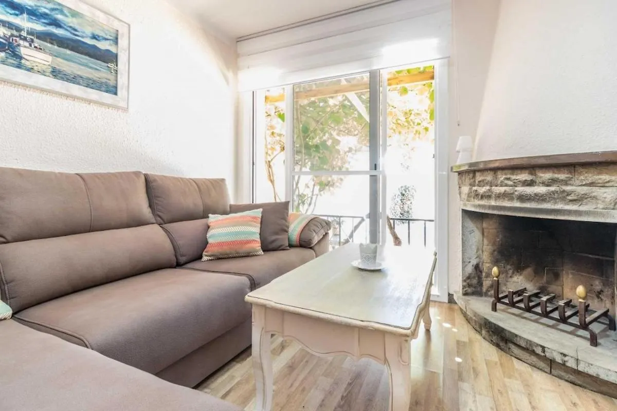 148-Empurialola - Beautiful Villa With Pool And Garden With Mooring Empuriabrava